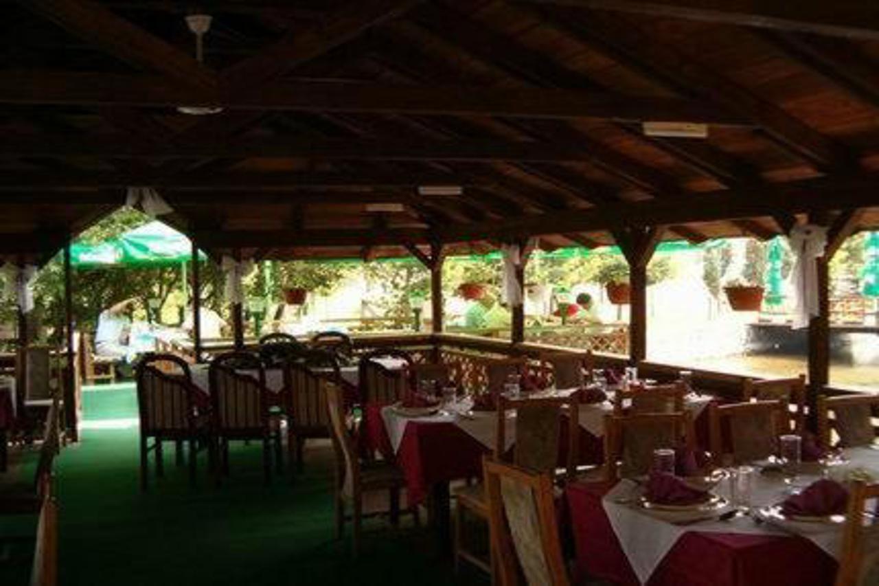 Hotel Rimski Most Ilidža Ngoại thất bức ảnh