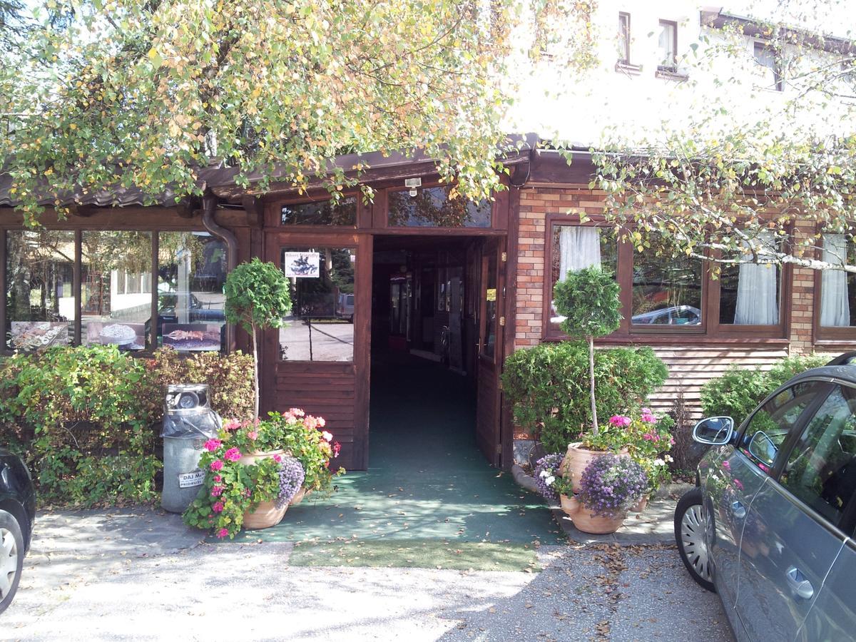 Hotel Rimski Most Ilidža Ngoại thất bức ảnh