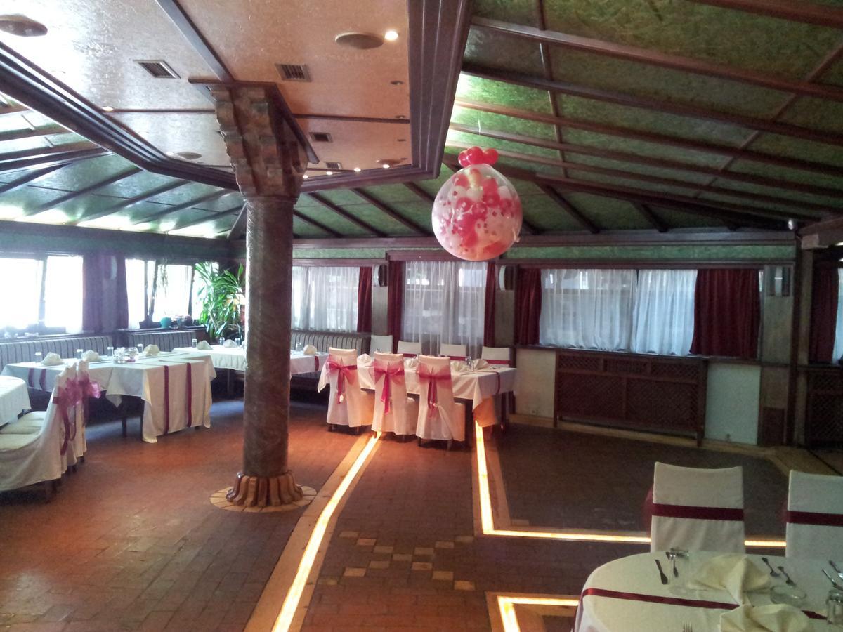 Hotel Rimski Most Ilidža Ngoại thất bức ảnh